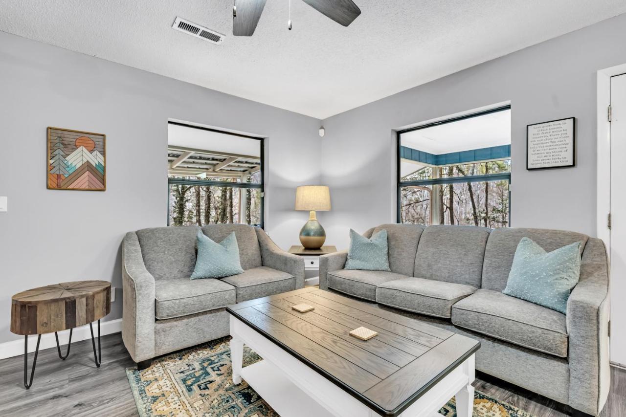 The Cozy Cove, Hot Tub, Wifi, 1089 Free Tickets Each Paid Day, Dollywood And More Sevierville Eksteriør bilde